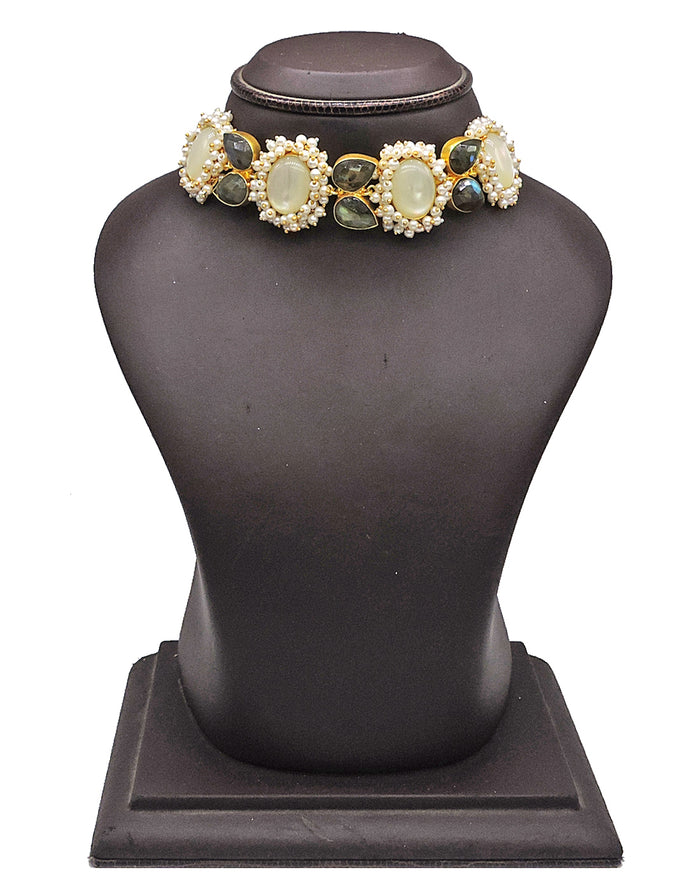 Labradorite & Shell Necklace - Statement Necklaces - Gold-Plated & Hypoallergenic Jewellery - Made in India - Dubai Jewellery - Dori