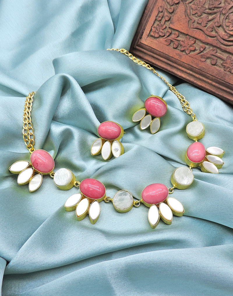 Amazonite & Monalisa Necklace - Statement Necklaces - Gold-Plated & Hypoallergenic Jewellery - Made in India - Dubai Jewellery - Dori