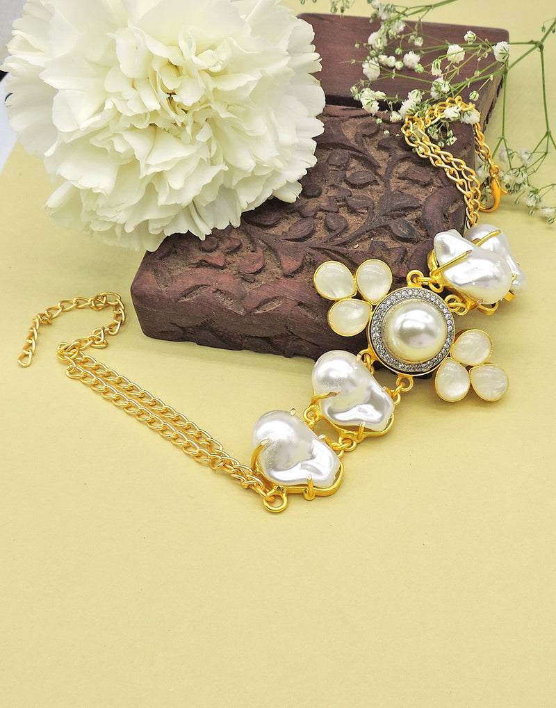 Jewelled Pearl Necklace - Statement Necklaces - Gold-Plated & Hypoallergenic Jewellery - Made in India - Dubai Jewellery - Dori