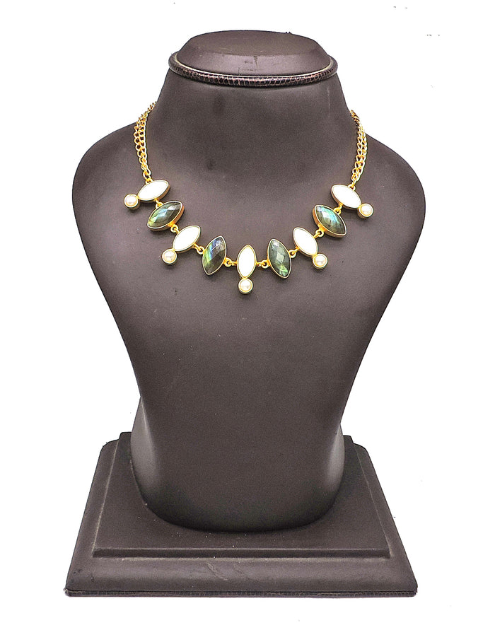 Labradorite & Pearl Necklace - Statement Necklaces - Gold-Plated & Hypoallergenic Jewellery - Made in India - Dubai Jewellery - Dori