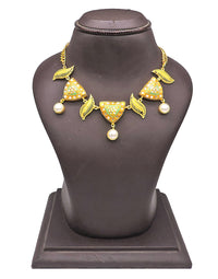 Kundan Triangle Necklace - Statement Necklaces - Gold-Plated & Hypoallergenic Jewellery - Made in India - Dubai Jewellery - Dori