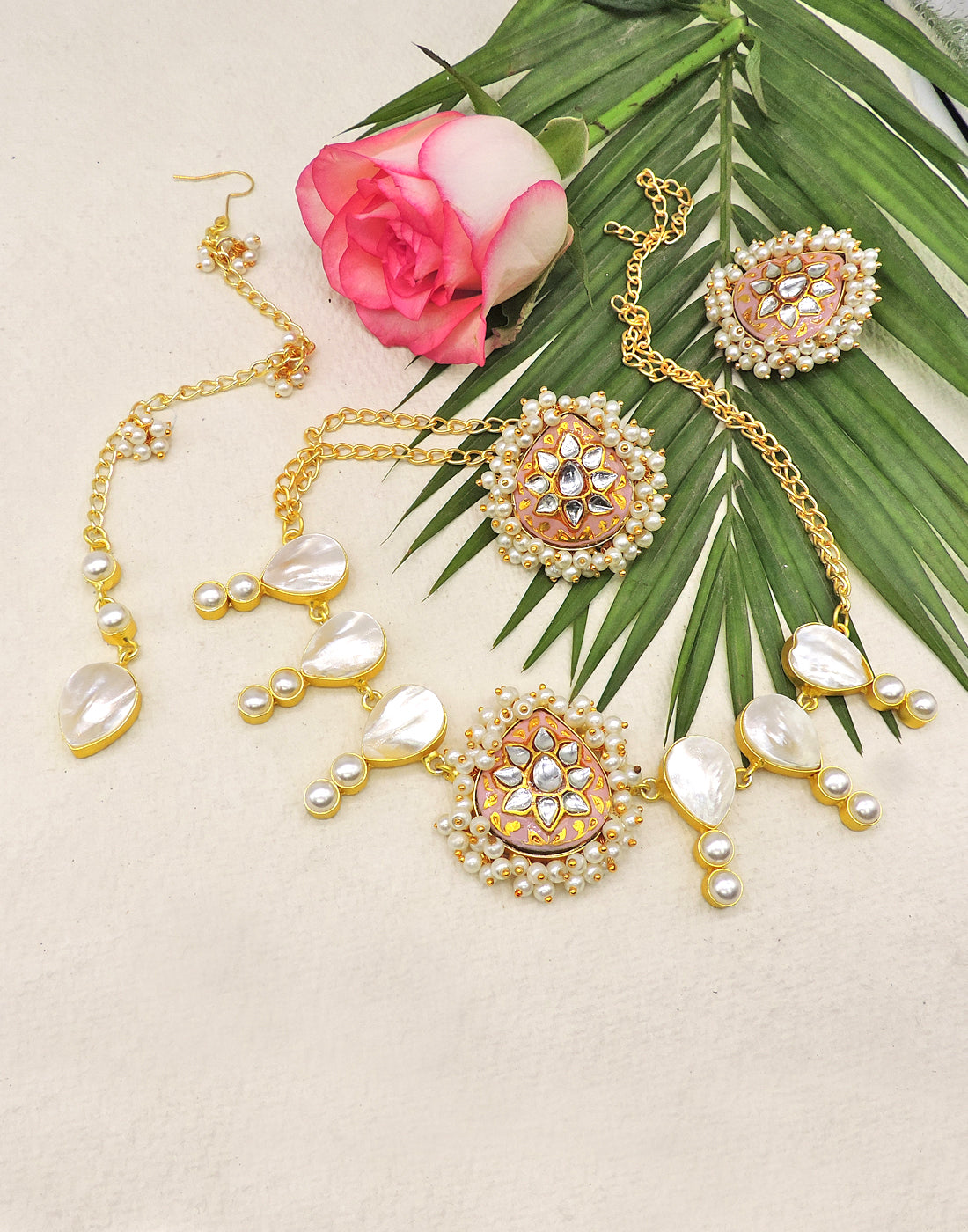 Kundan & Shell Necklace - Statement Necklaces - Gold-Plated & Hypoallergenic Jewellery - Made in India - Dubai Jewellery - Dori