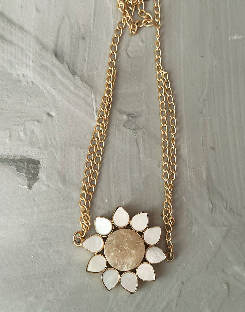 Rose Quartz Sunflower Pendant Necklace - Statement Necklaces - Gold-Plated & Hypoallergenic Jewellery - Made in India - Dubai Jewellery - Dori