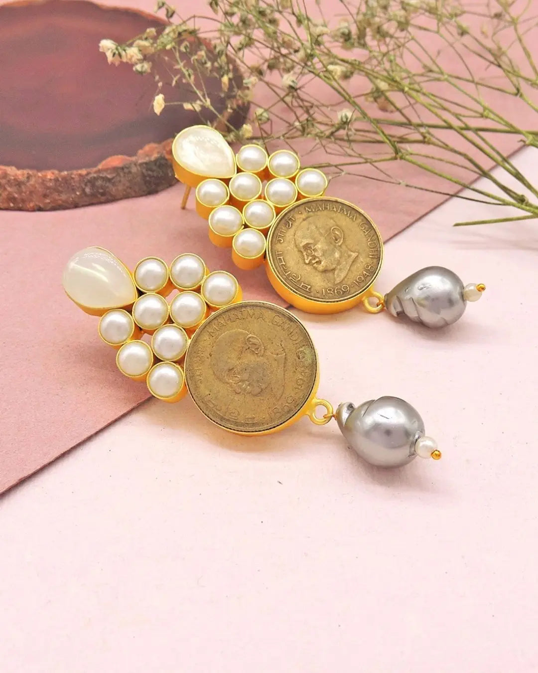 Amari Earrings | Grey Pearl & Rose Pearl