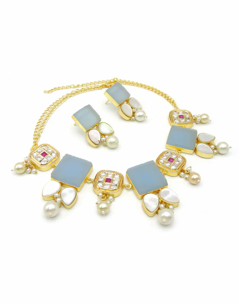 Colette Earrings and Necklacefrom Dori