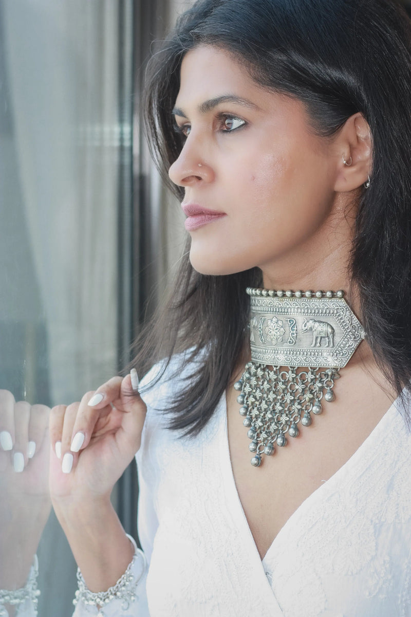 Gaja-Greha Chokerfrom Dori