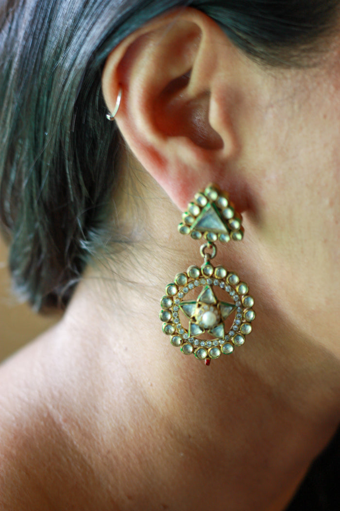 Sitara Pearl Halo Drops