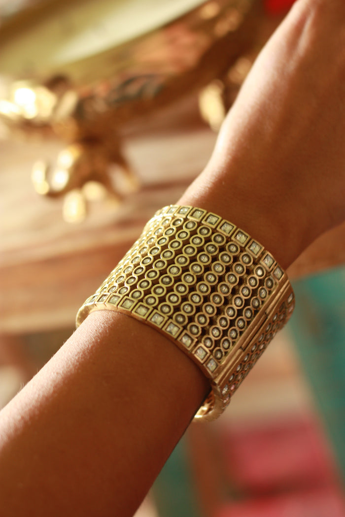 Mosaic Halo Kundan Cuff
