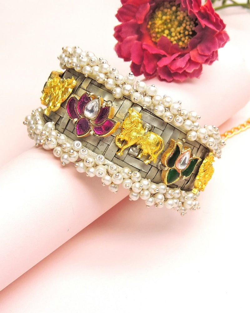 Iora Cuff - Statement Bracelets & Cuffs - Gold-Plated & Hypoallergenic Jewellery - Made in India - Dubai Jewellery - Dori