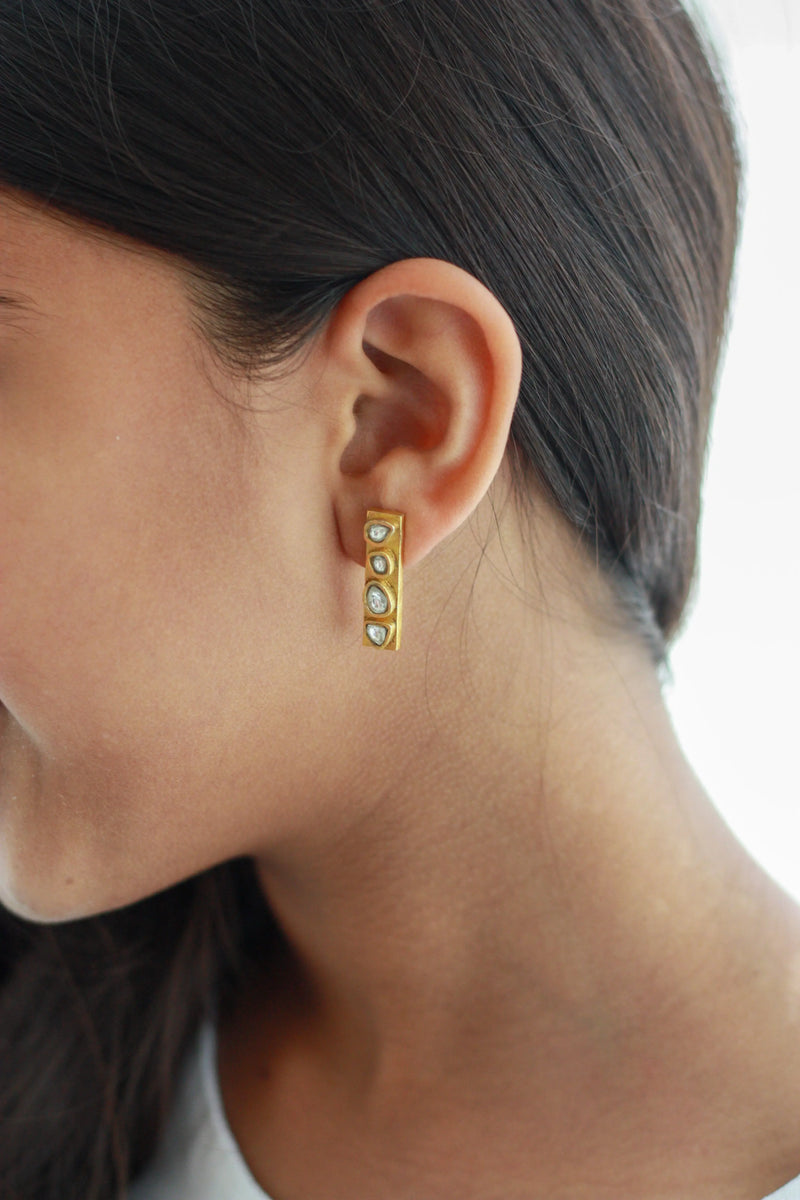 Linear Kundan  Studsfrom Dori