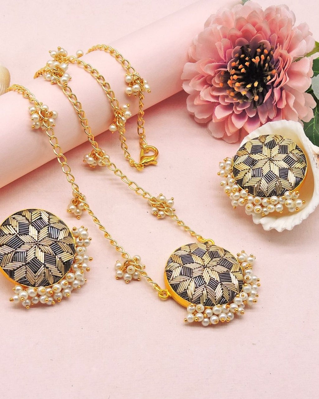 Zardosi Star Necklace - Necklaces - Handcrafted Jewellery - Made in India - Dubai Jewellery, Fashion & Lifestyle - Dori