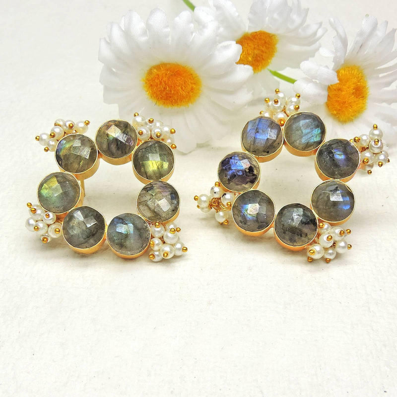 Freesia Earrings - Earrings - Handcrafted Jewellery - Dori