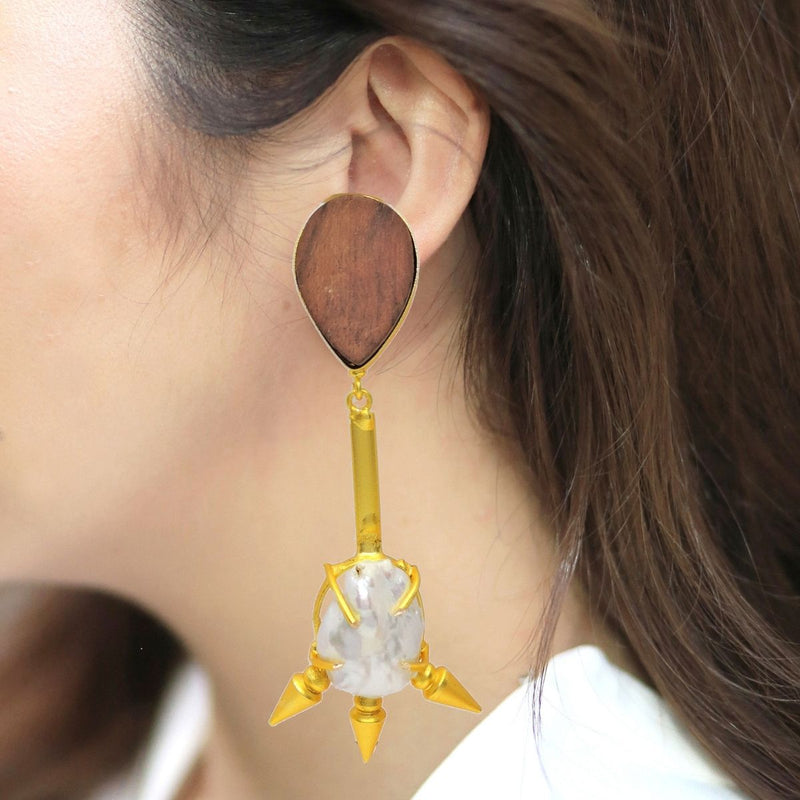 Wood Spike Earrings - Earrings - Handcrafted Jewellery - Dori